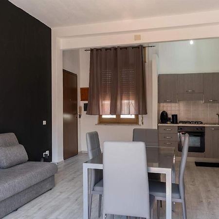 Monfalcone City Room Rental Apartment 卡利亚里 外观 照片
