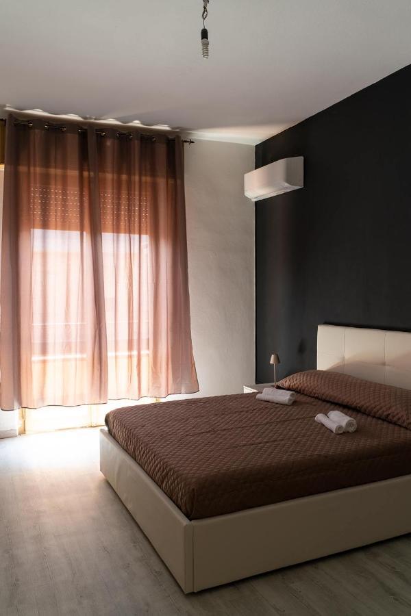 Monfalcone City Room Rental Apartment 卡利亚里 外观 照片
