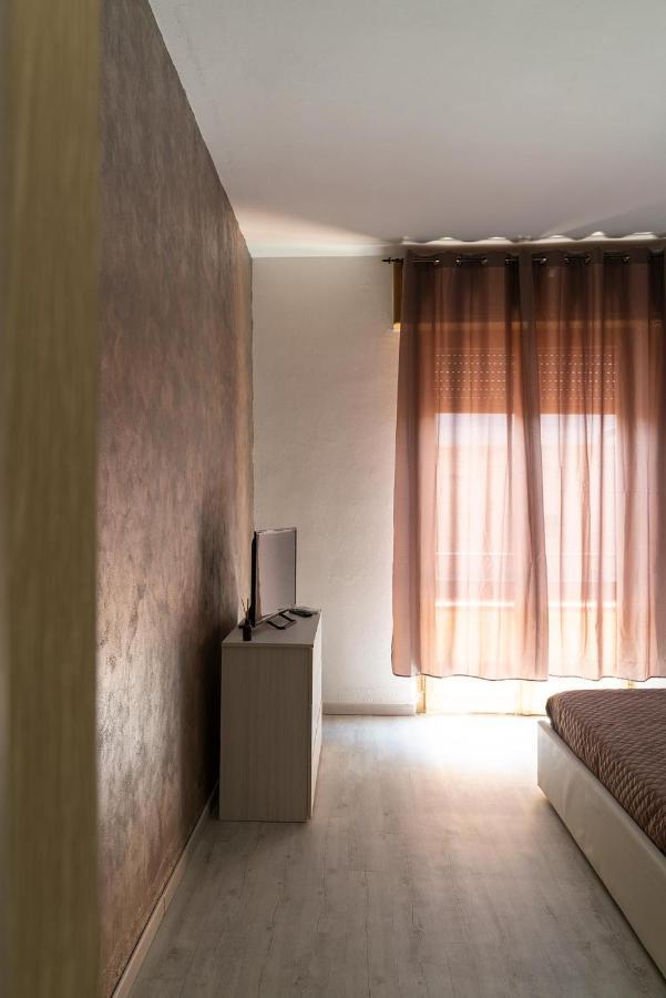 Monfalcone City Room Rental Apartment 卡利亚里 外观 照片